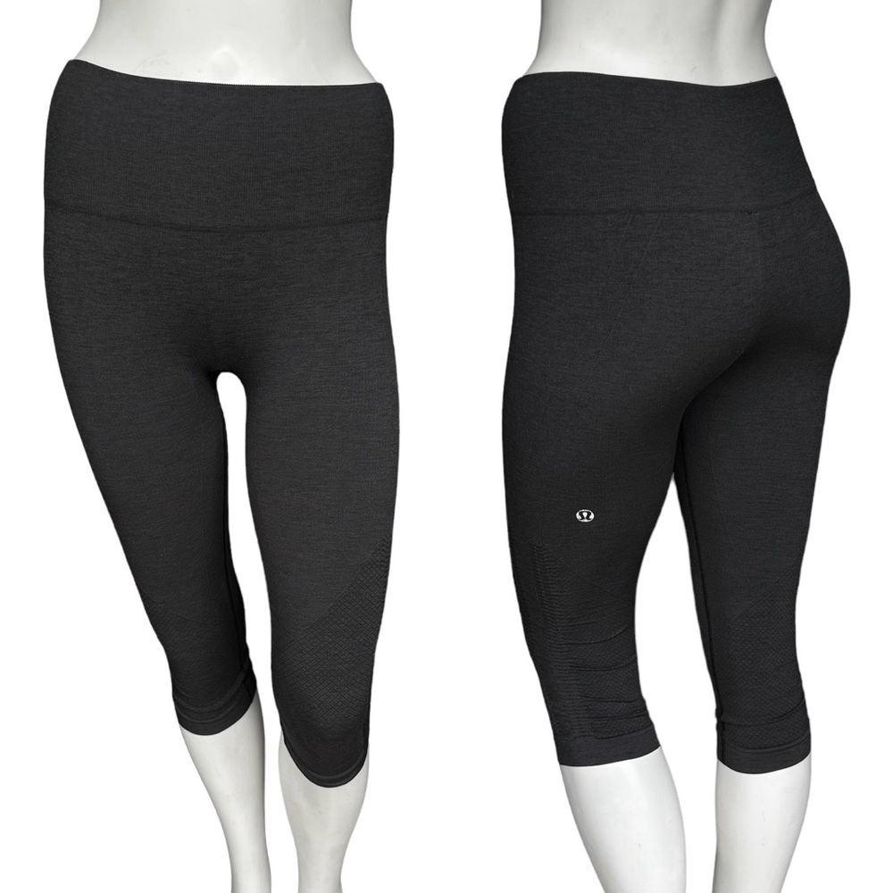 Lululemon "In The Flow Crop" Seamless Leggings in Heathered Deep Charcoal Size 4